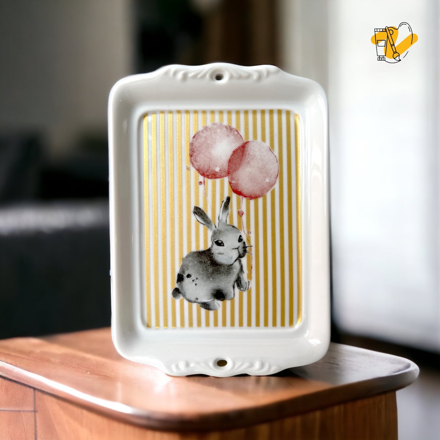 アートワーク |黒衣のウサギと赤い風船