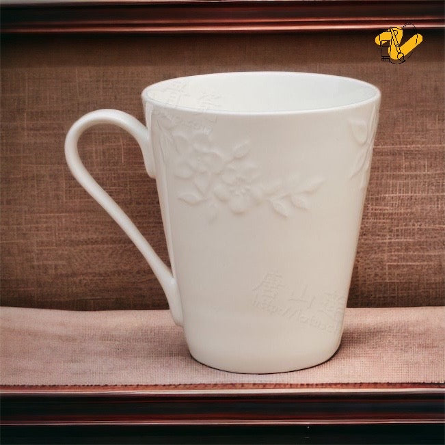 ボーンチャイナ エンボスコーヒーマグ (400ml)