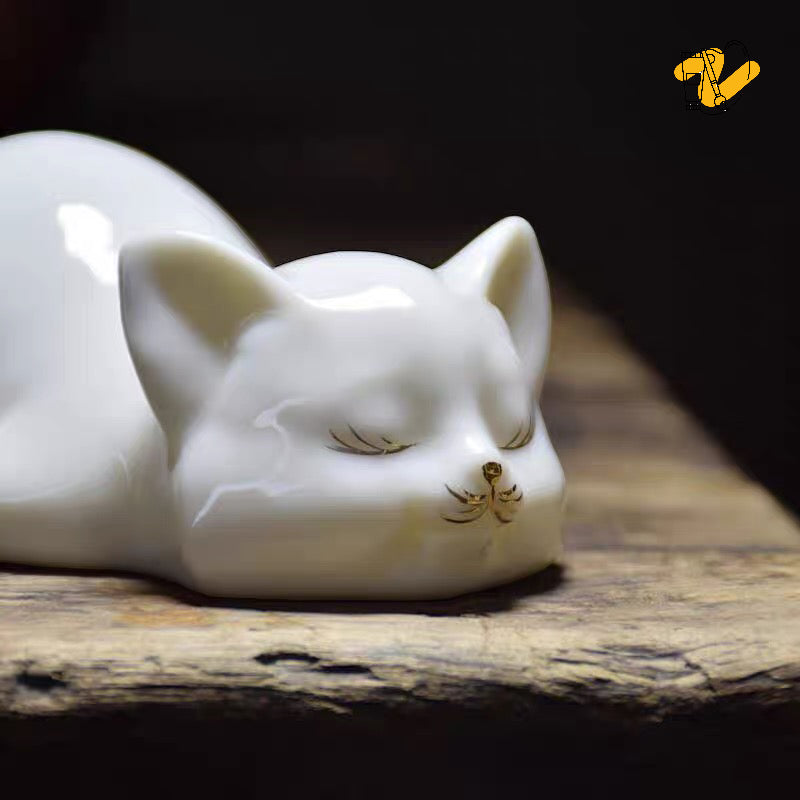 ミニ猫の置物 ゴールドガーニッシュ付き