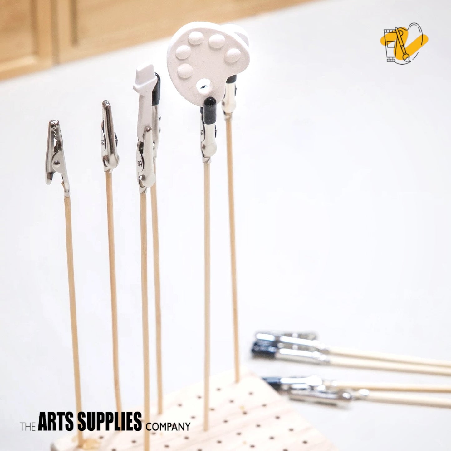 Model Painting Oak Stand Base & Clamp Holder