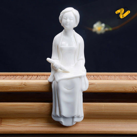 Blanc de Chine Chinese Lady Figurine