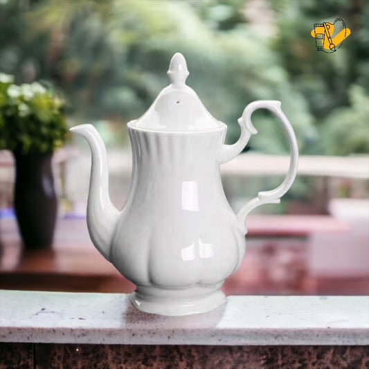 Bone China Neoclassical Style Coffee Pot (1,150ml)