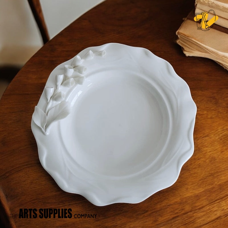Scalloped Edge Round Plate with Bow