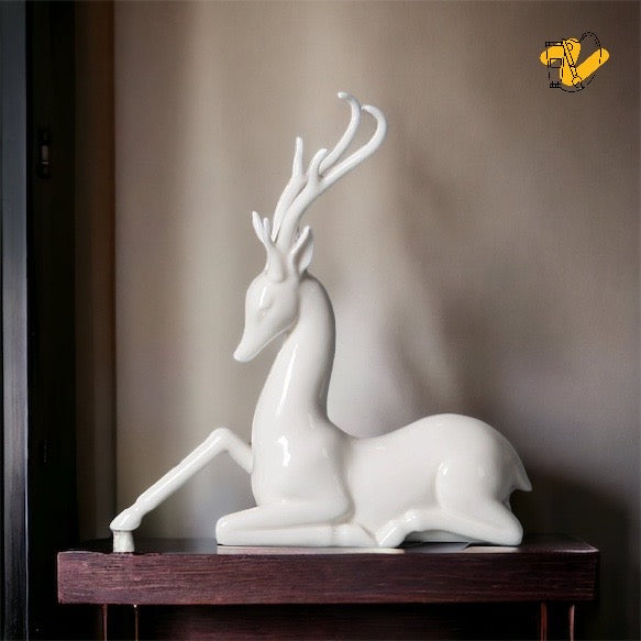 鹿の彫刻